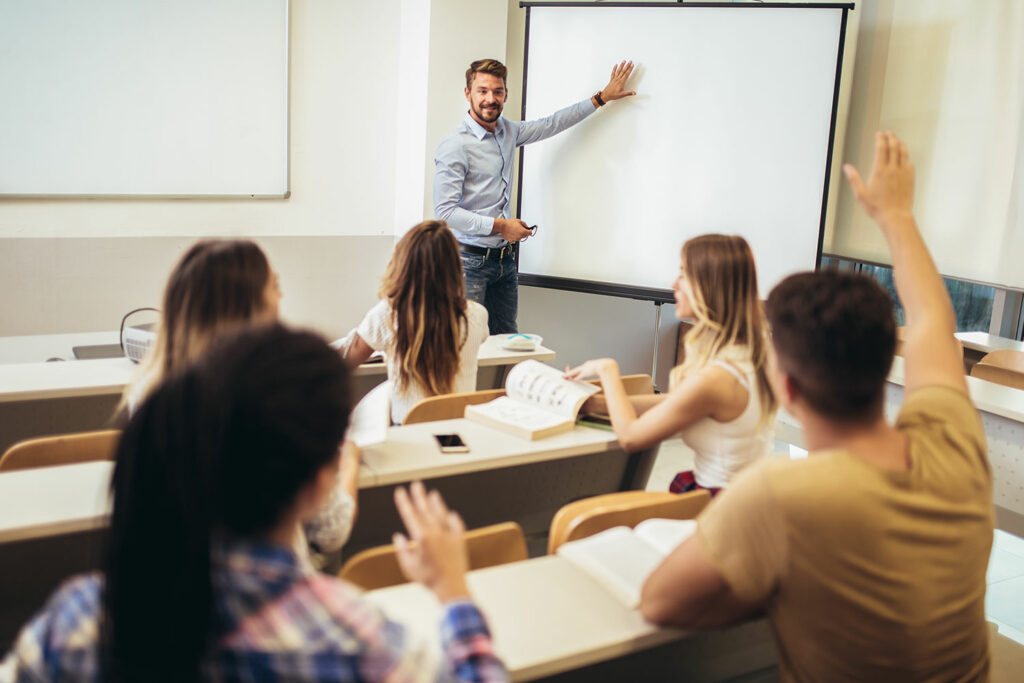 Studium Fachschule für Wirtschaft an der SchulzeDelitzschSchule in